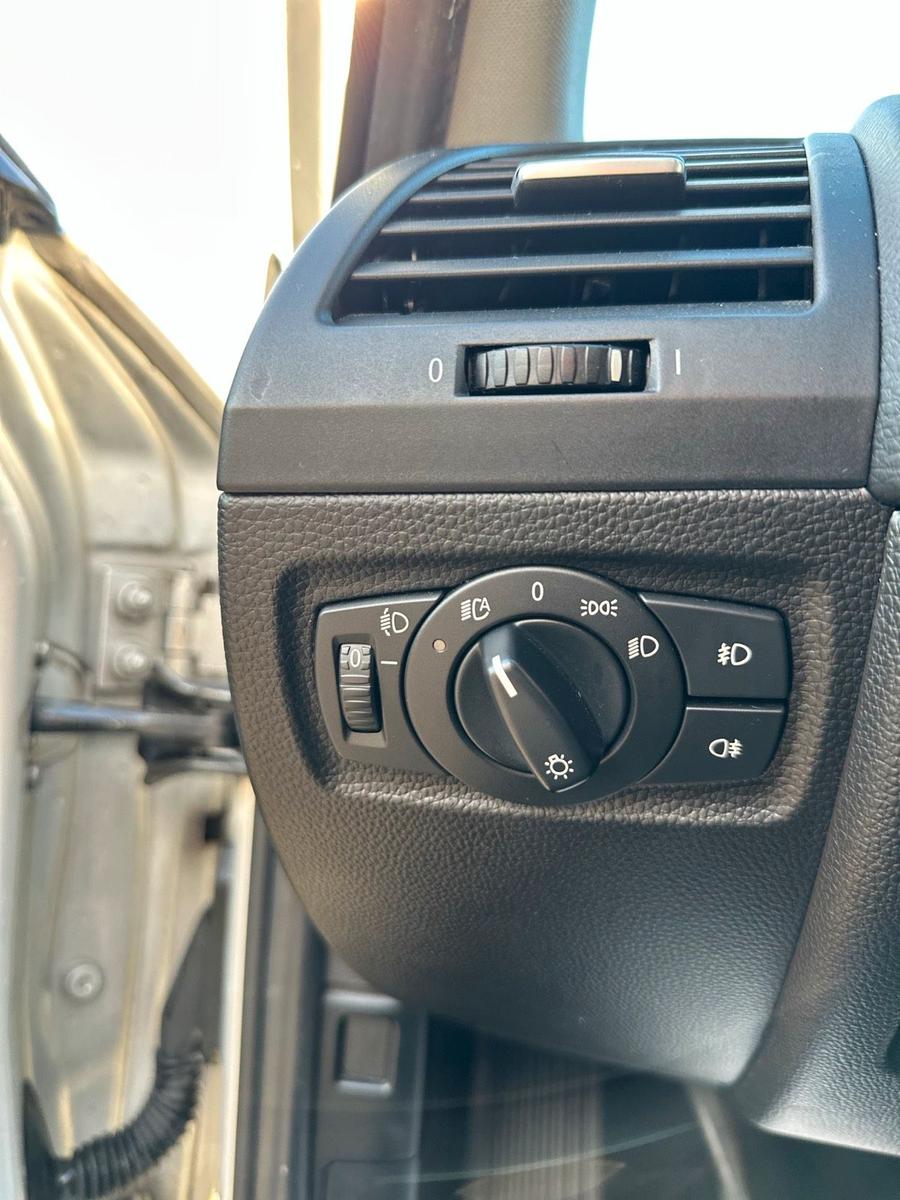BMW 118 2011 — photo 9