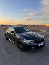 BMW M5 xDrive A M5