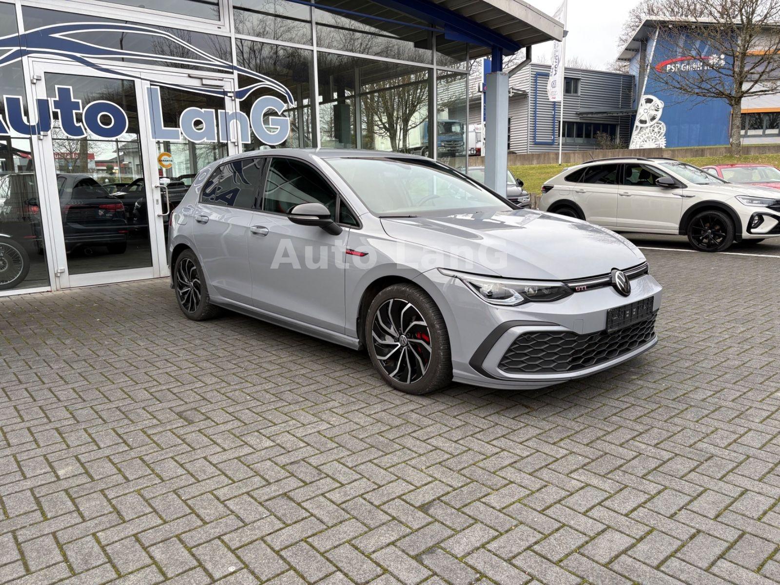 Volkswagen Golf VIII GTI DSG NAVI AHK KAMERA LED PDC