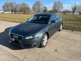 Audi A4 2.0 TDI (DPF) multitronic Attraction Attr... - Audi A4 aus 2010 mit Diesel-Antrieb: Limousine