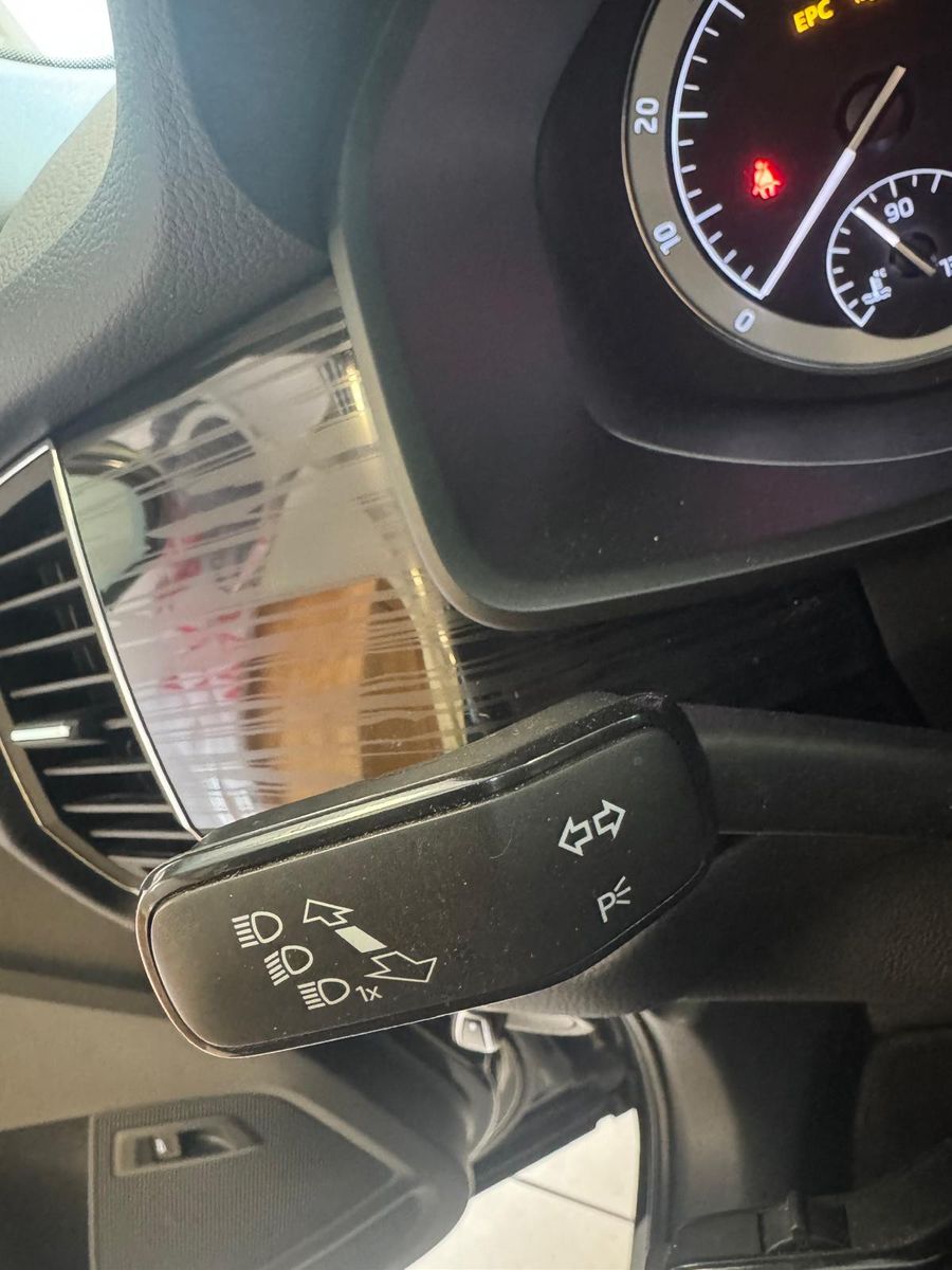 Fahrzeugabbildung SKODA Kodiaq Style  /AHK/1.HAND/SCHECKHEFT/NAVI