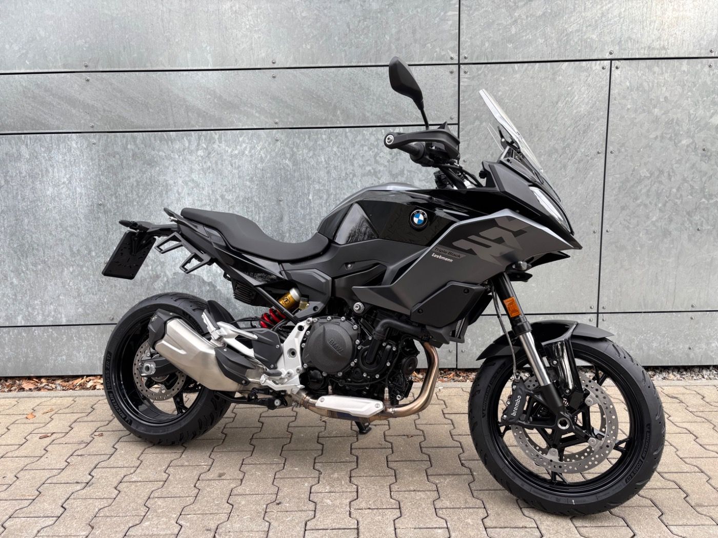 Fahrzeugabbildung BMW F 900 XR Triple Black