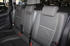 Fahrzeugabbildung Ford Tourneo Connect Titanium + AHK  WinterPaket  PDC