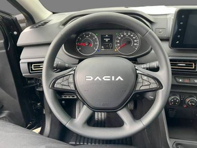 Fahrzeugabbildung Dacia Sandero Stepway Essential TCe 90