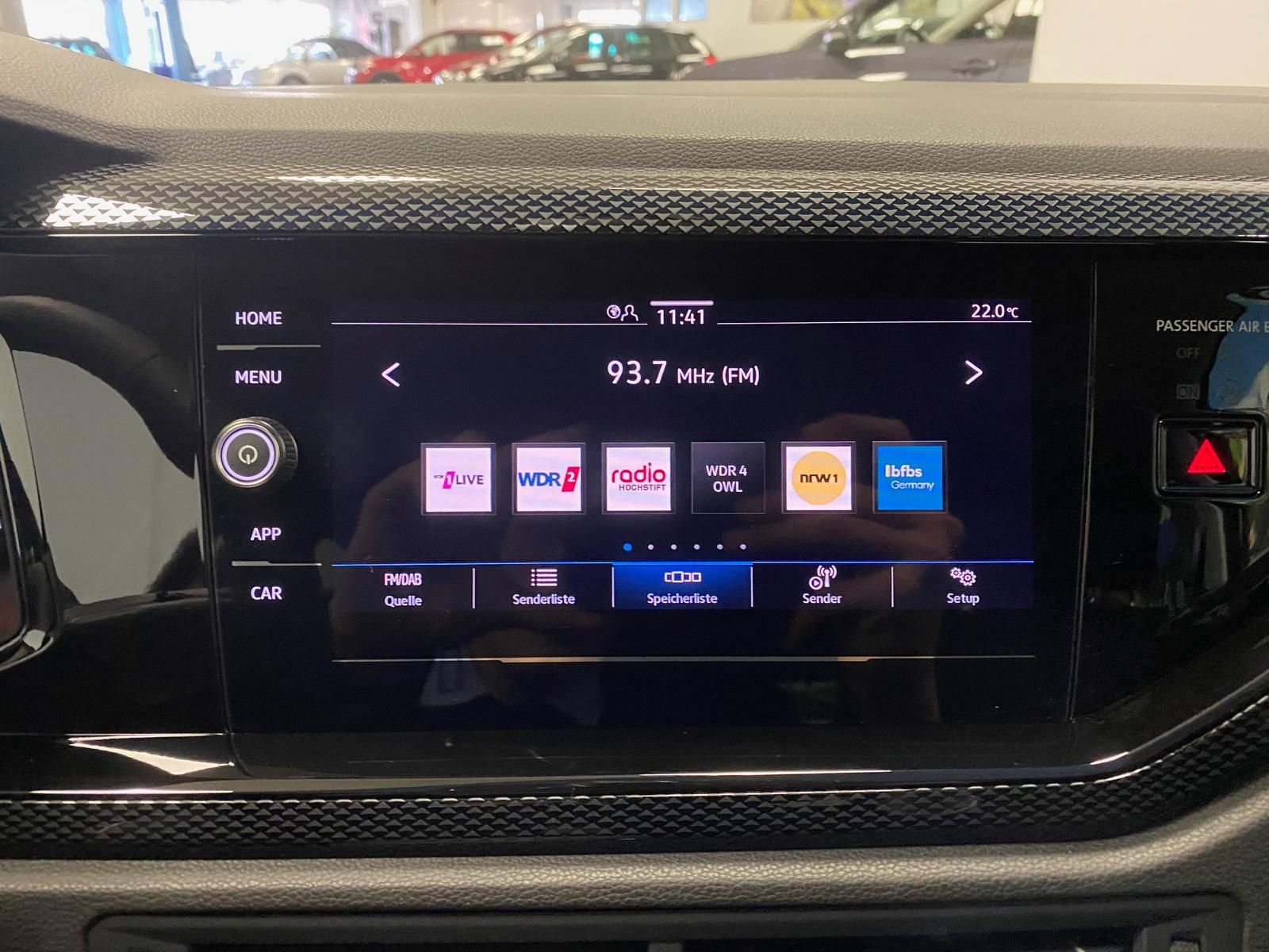 Fahrzeugabbildung Volkswagen Polo 1.0 TSI DSG Life+3 J Garantie bis 90.000 KM