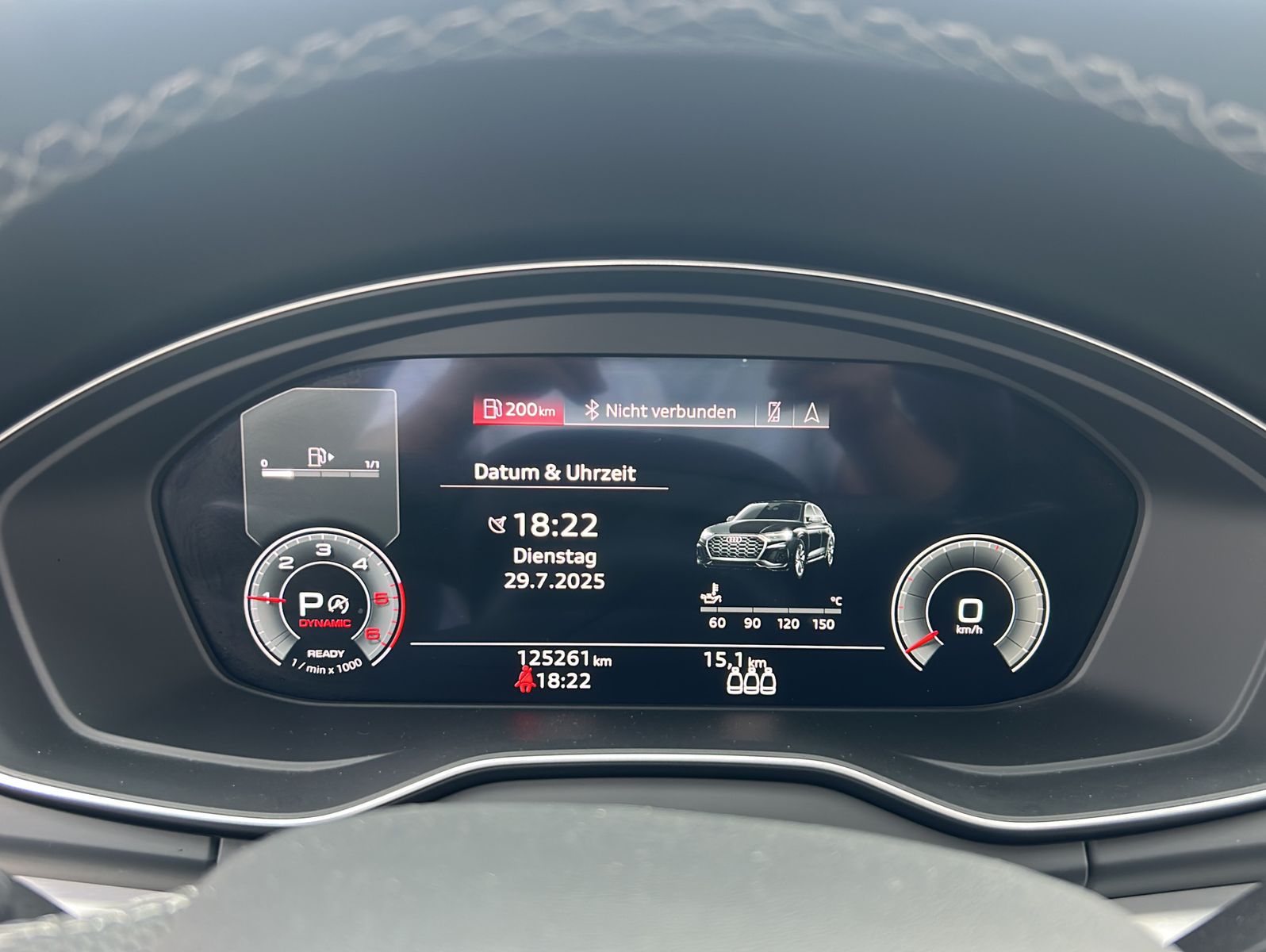 Fahrzeugabbildung Audi Q5 40 TDI quattro S-Line
