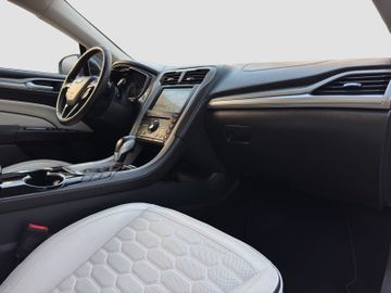 Ford Mondeo - 9