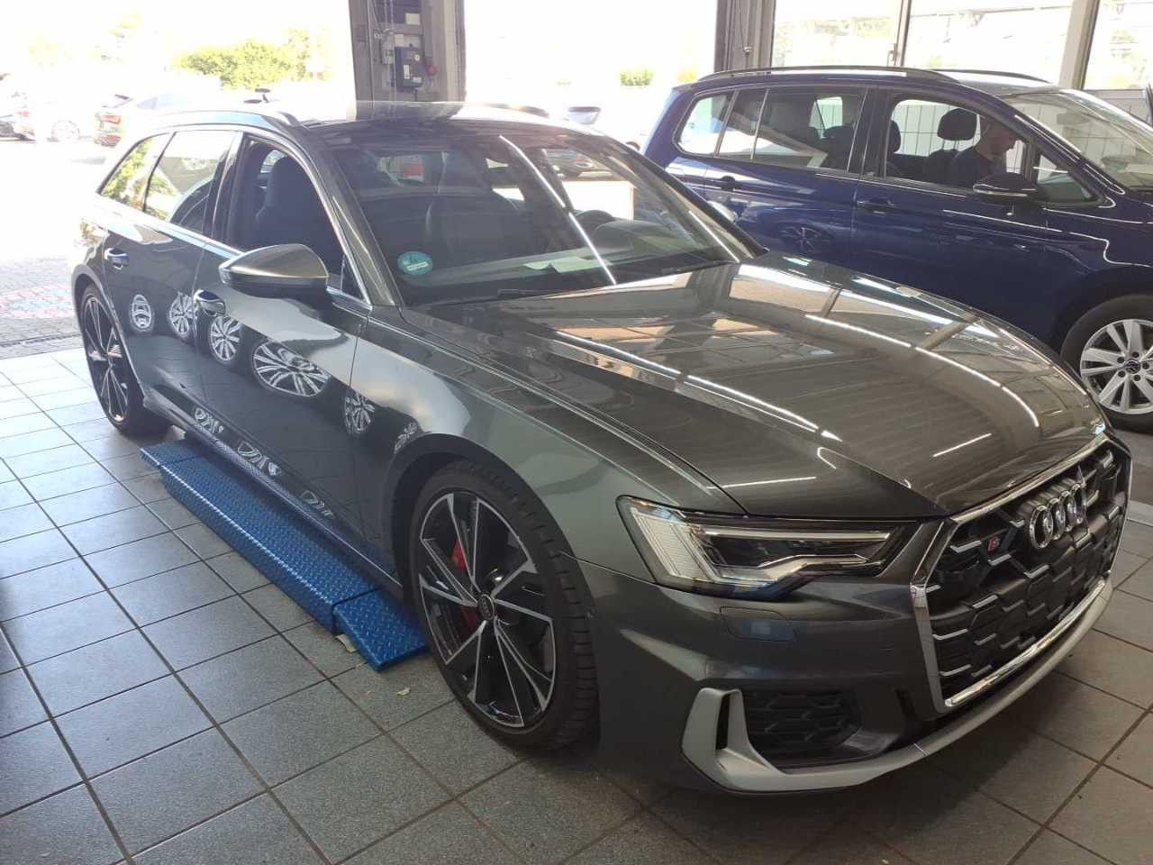 Audi S6 - Bild 2