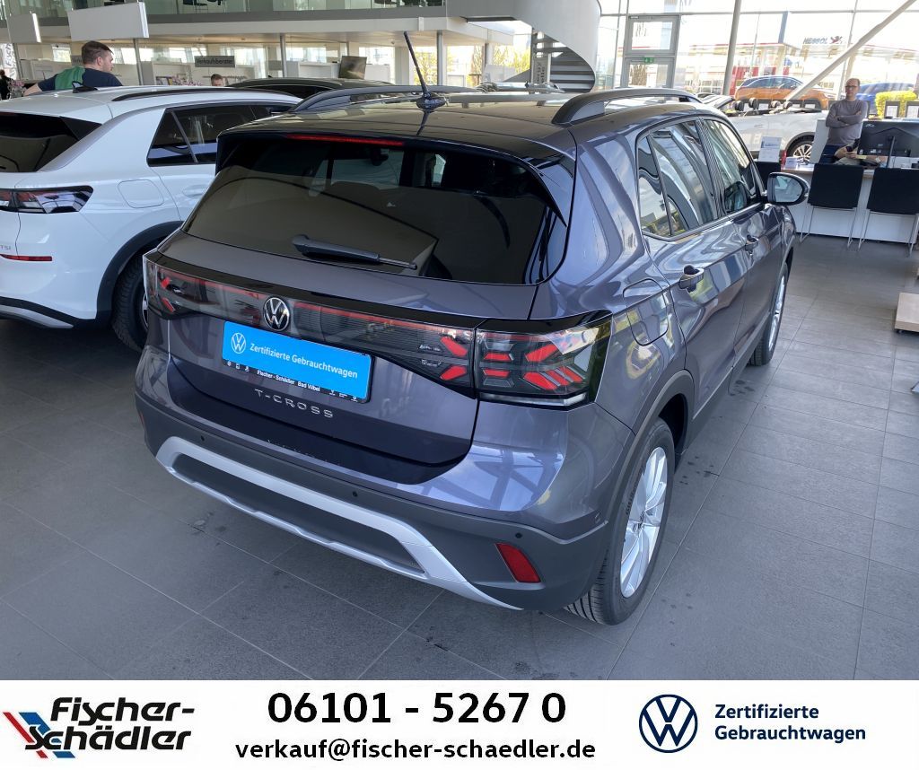 Volkswagen T-Cross Life 1.0TSI DSG IQLight R2D RearView foto 2