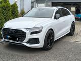 Audi Q8 50 TDI quattro, PANO/HUD/MATRIX/LUFT/AHK/21' - gebrauchte Audi Q8 aus dem Jahr 2021