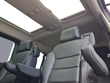 Peugeot Traveller Allure L2 7-Sitzer*Standhzg.*Glasdach*