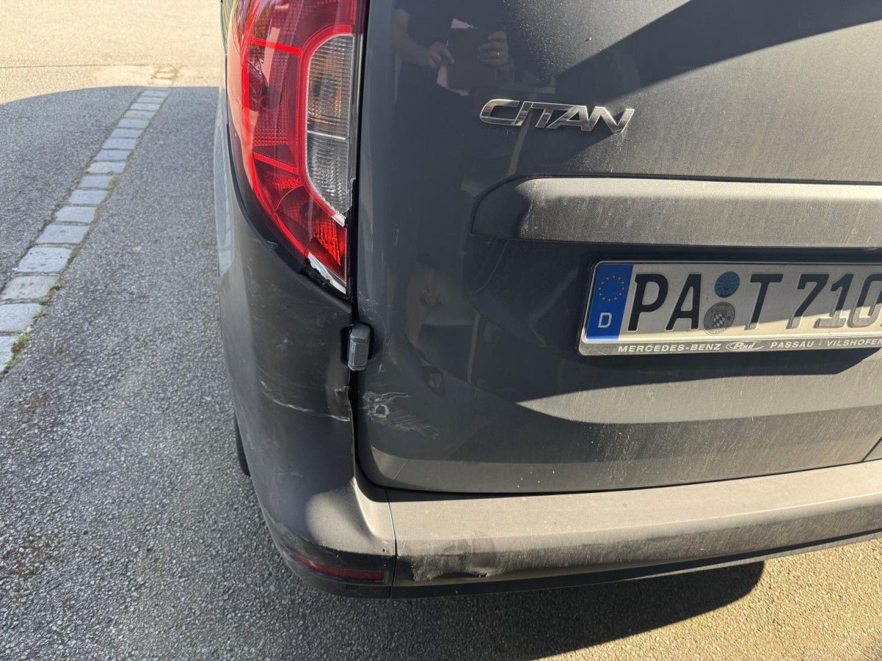 Fahrzeugabbildung Mercedes-Benz Citan Kasten 112 CDI standard (420.633)