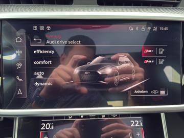 2025 AUDI RS6 缩略图 21