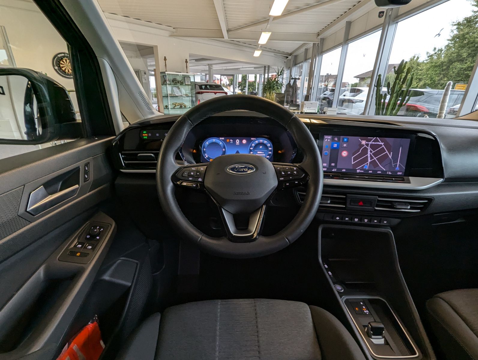 FORD Tourneo Connect L2 Active 7-Sitz Bi-LED Pano AHK - Image 20