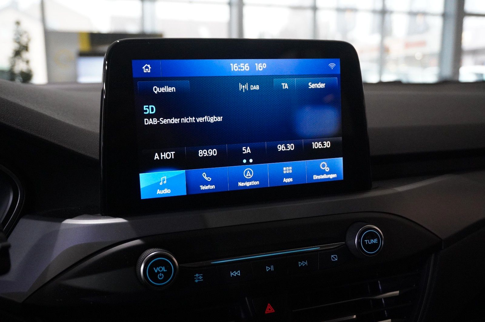 Fahrzeugabbildung Ford Focus Turnier 1.5D COOL & CONN NAVI/LED/SPORT/SH