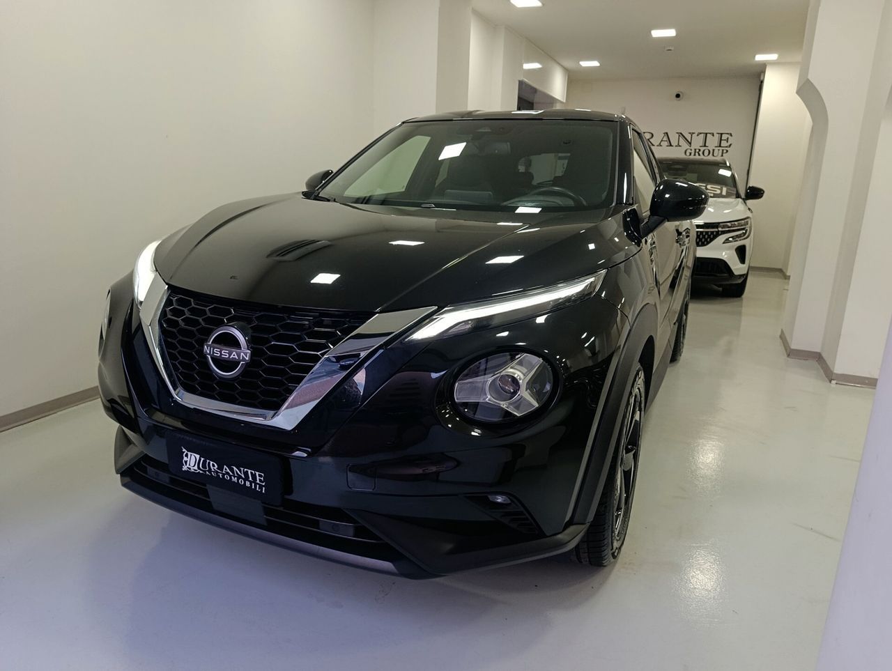 Nissan Juke 1.0 DIG-T 114 CV N-Connecta imagem 2