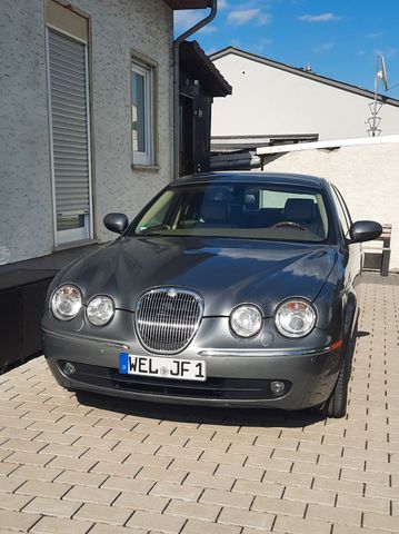 Jaguar S-Type 2.7 Liter V6 Diesel Executive Executive