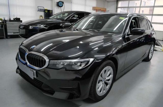 BMW 318d Aut. LED/NAVI+/HUD/VIRTU/STANDHZ/AHK/8Fa