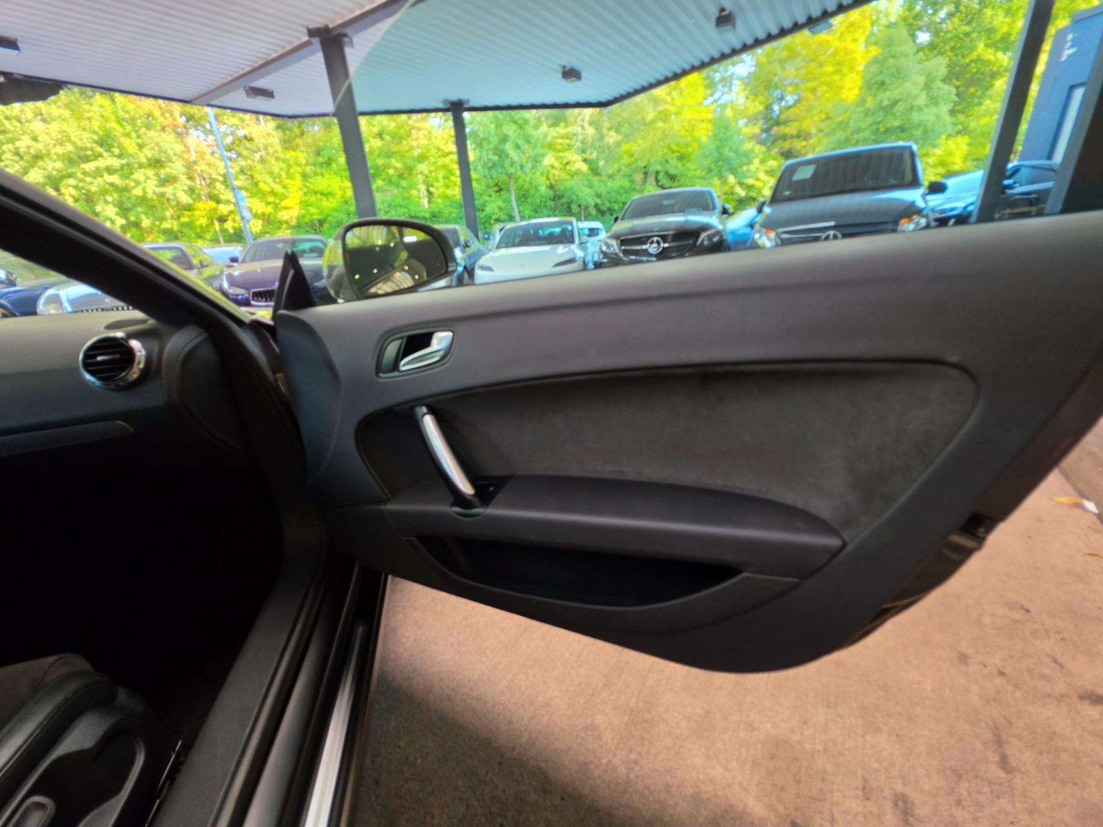 Audi TT Coupe 2.0 TFSI S-Line Teilleder/BT/SZH/17"