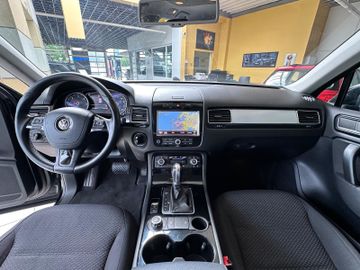 Volkswagen Touareg - 10