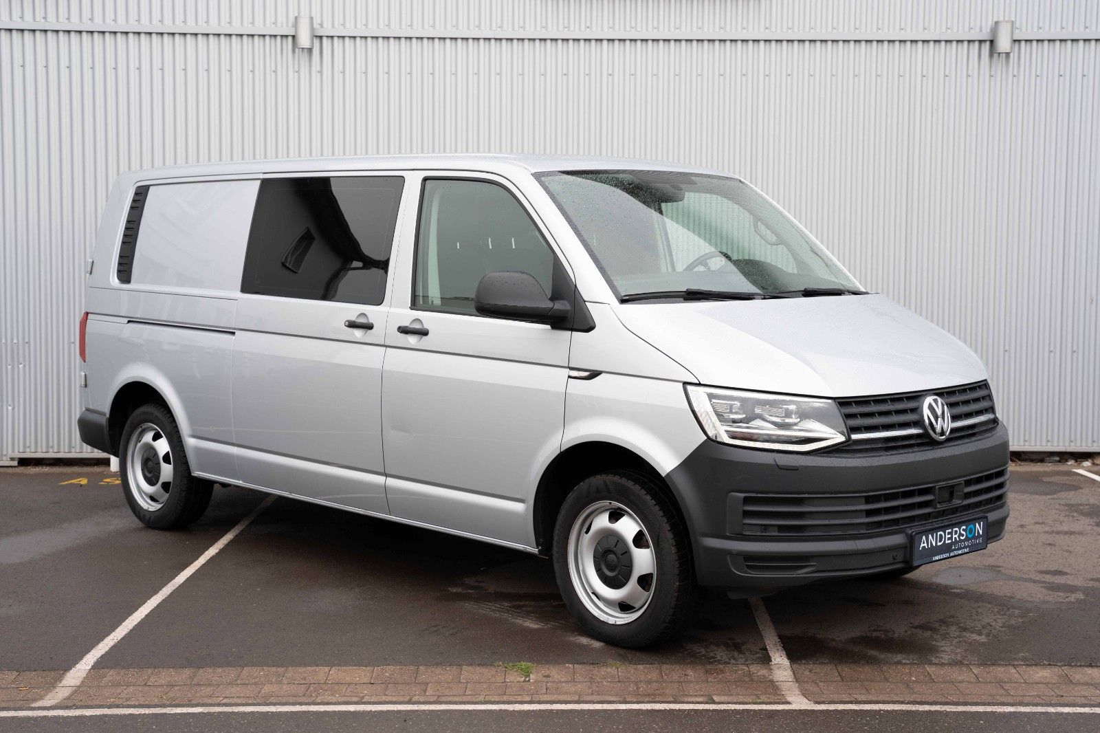 Fahrzeugabbildung Volkswagen T6 TRANSP KA 2.0TDI LANG DSG LED ACC PDC SHZ AHK