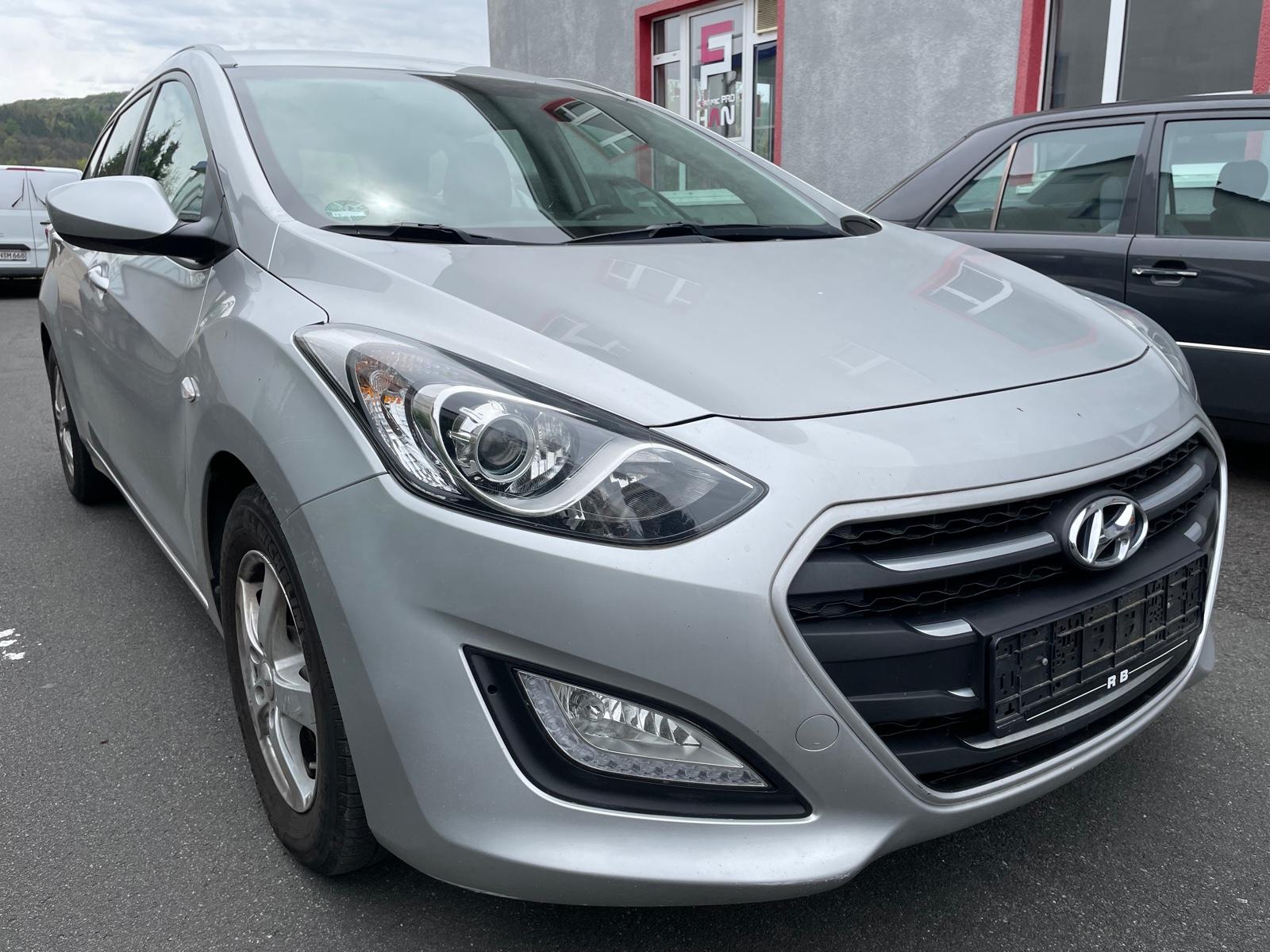Hyundai i30  1.6 CRDi 136PS|Klima|Tempomat|PDC|Euro 6