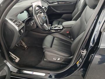 صورة 7 لـ 2023 BMW IX3