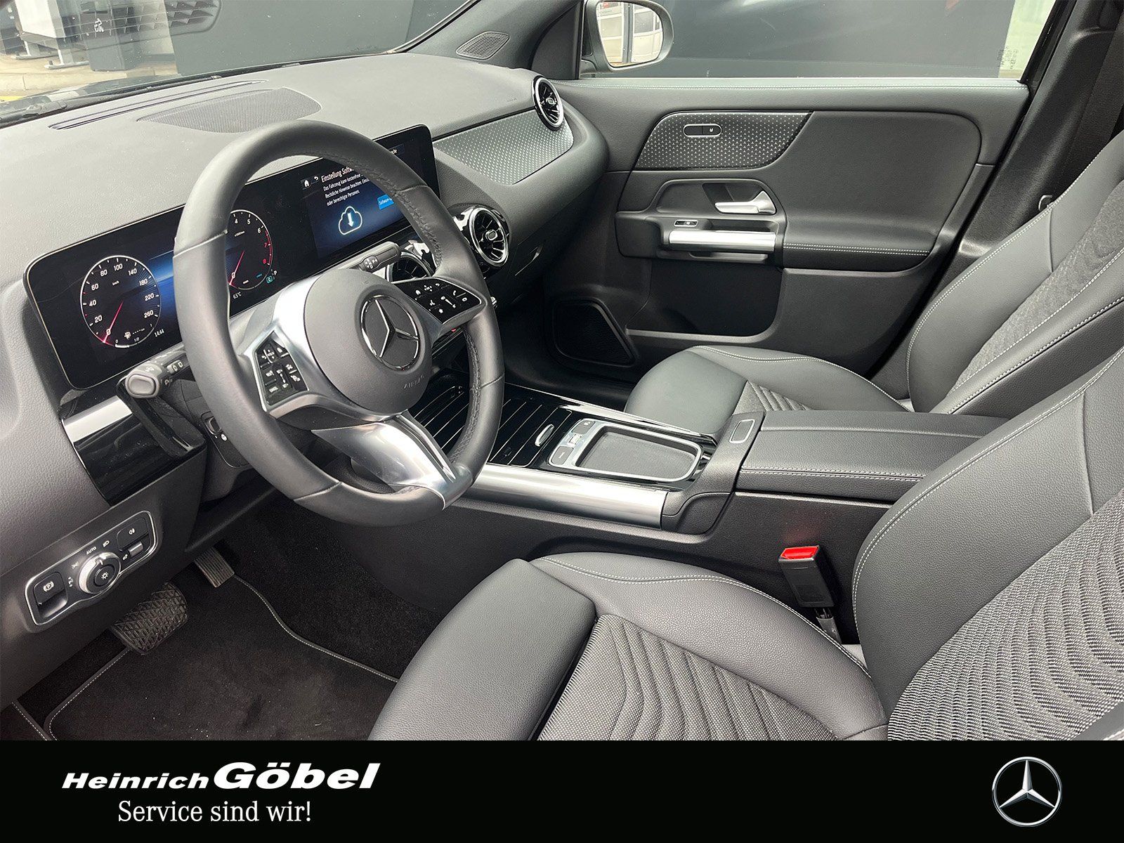 Fahrzeugabbildung Mercedes-Benz GLA 180