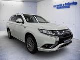 Mitsubishi Outlander 2.4 4WD PHEV Spirit RFK NAVI SHZ ALU - Mitsubishi Gebrauchtwagen in Freiburg