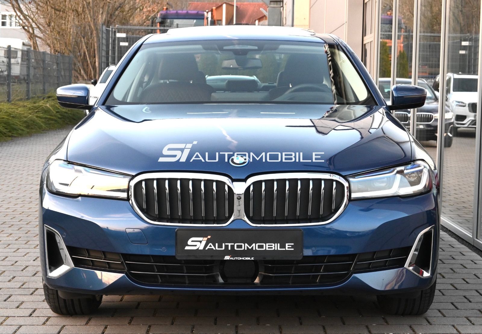 Fahrzeugabbildung BMW 545e xDr. Luxury °UVP 99.870€°ACC°GLASDACH°360°K