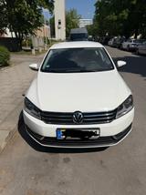 Volkswagen Passat 1.6 Trendline Trendline - Volkswagen Passat mit Benzin-Antrieb: Limousine, 1.6