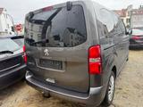Peugeot Traveller Active L2 - mit Diesel-Antrieb: Kleinbus, Automatik