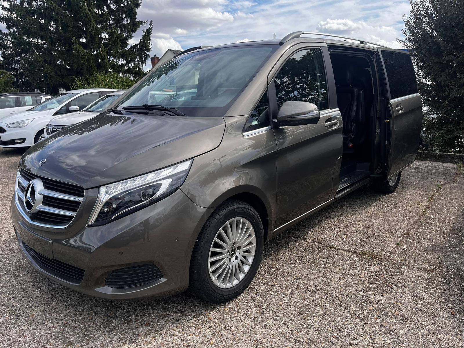 Mercedes-Benz V 220 CDI lang Avantgarde Edition