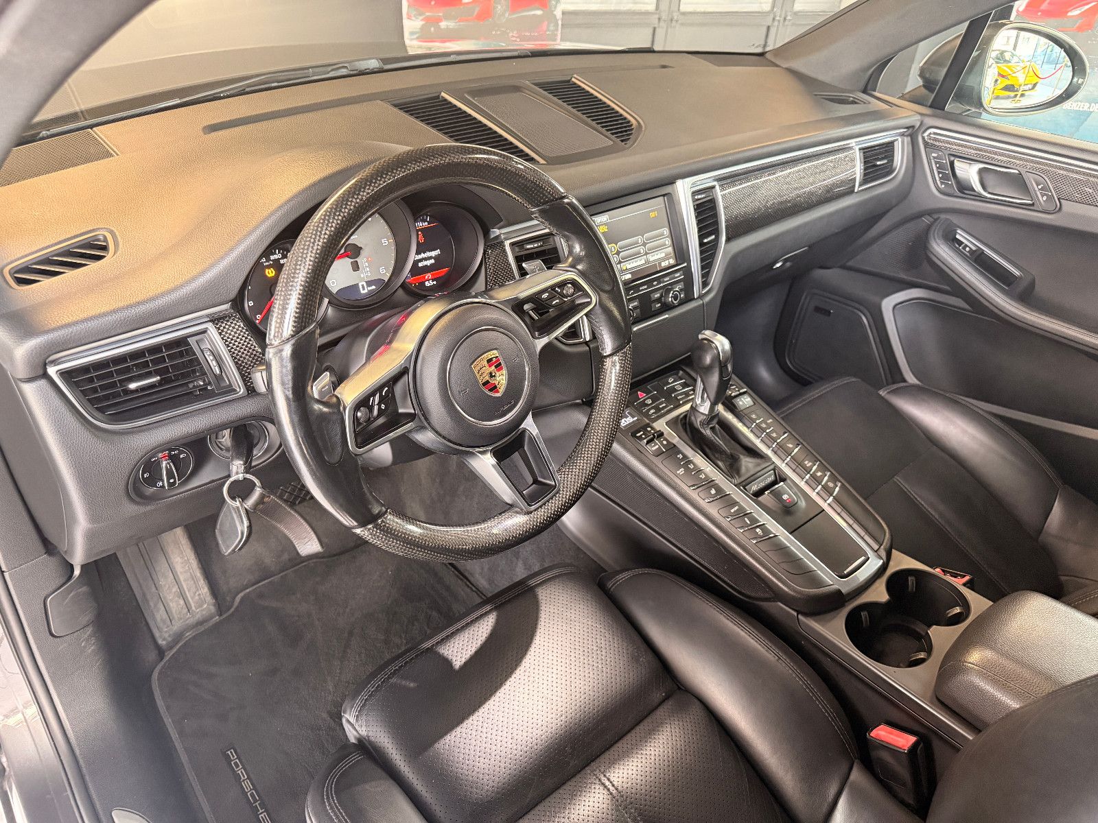 Fahrzeugabbildung Porsche Macan S Diesel/PANO/360°/MEMORY/SOUND/SHZ