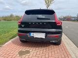 Volvo XC40 T5 AWD R Design Geartronic R Design - Volvo XC40 von privat
