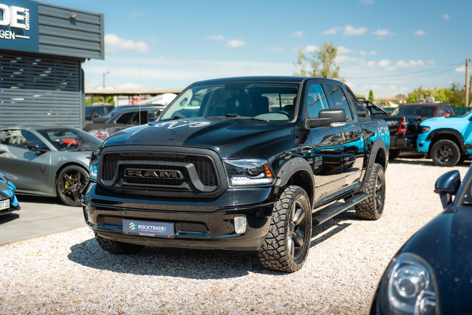 Fahrzeugabbildung Dodge RAM 5.7 V8 HEMI 4x4 OFFROAD Night-Paket *LED*AHK