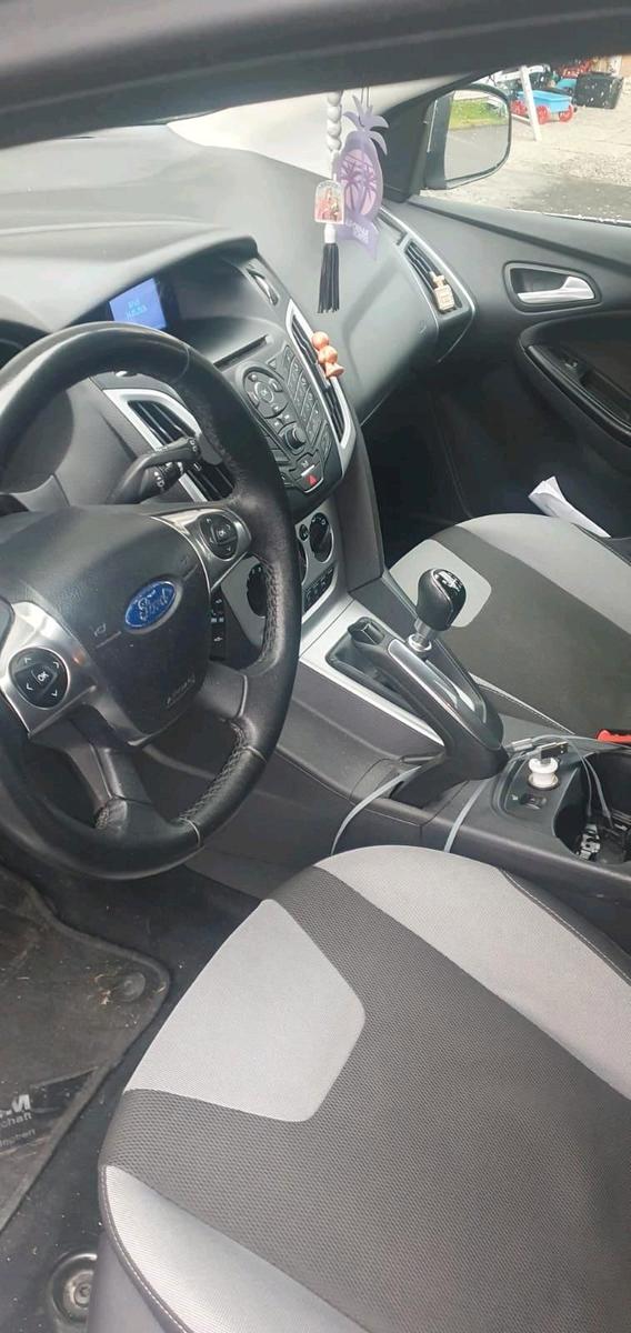 Ford Focus 2012 — photo 5