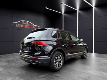 Volkswagen Tiguan - 5