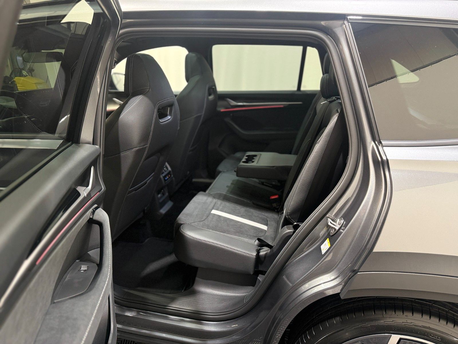 Fahrzeugabbildung SKODA Kodiaq 1.5 TSI DSG Sportline