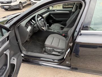 Volkswagen Passat Variant - 12