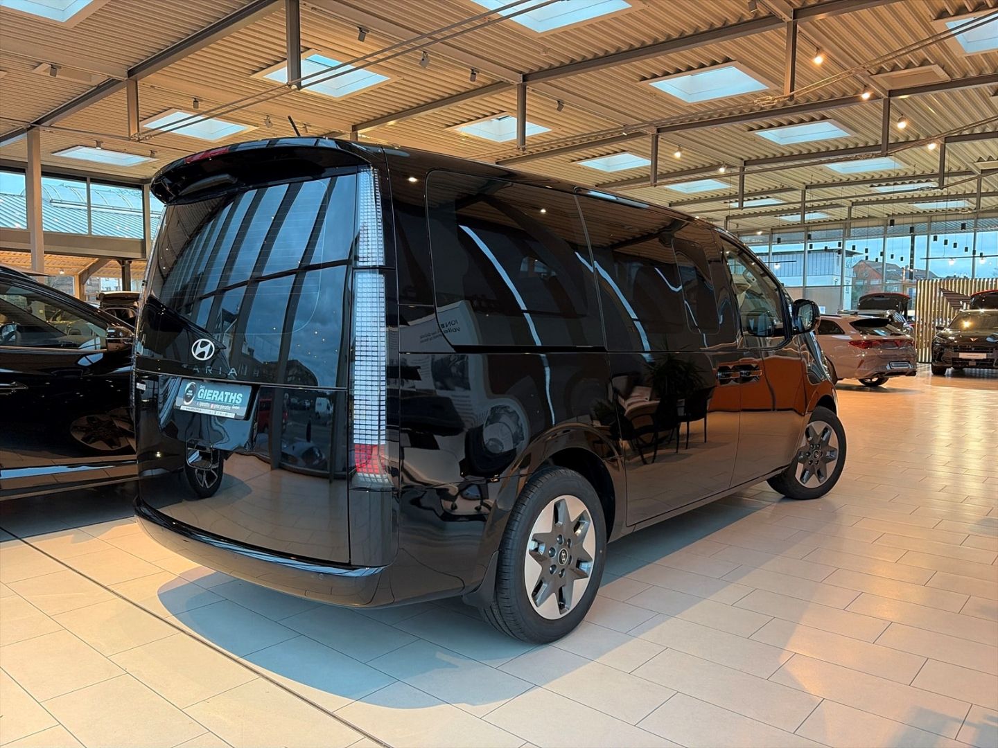 Hyundai STARIA - Bild 2