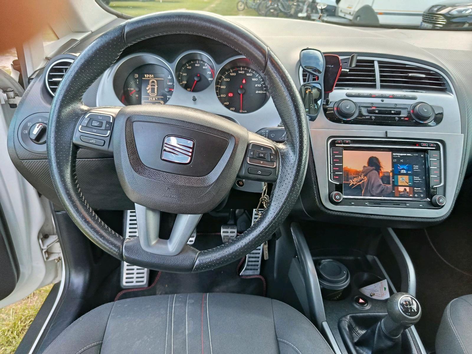 Seat Altea XL 2011 — photo 7