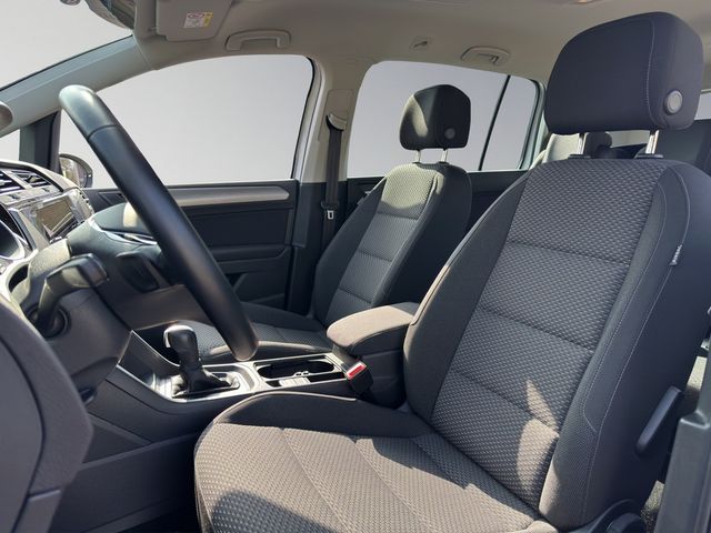 Touran 2.0 TDI Comfortline DSG SHZ NAVI AHK ACC