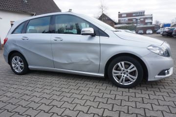 Mercedes B 200 - 4