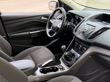 Ford Kuga - 5