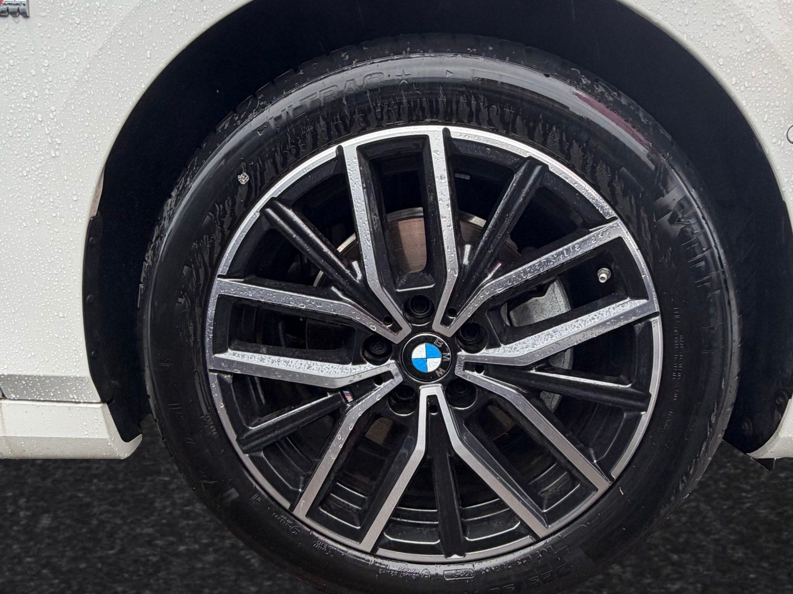 BMW 220d Active Tourer M Sport AHK Head-Up DA&PA foto 4