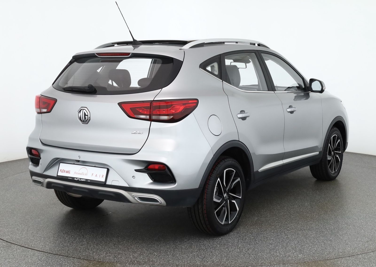 MG ZS
