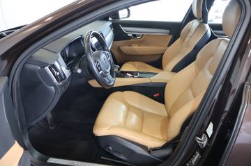 Volvo V90 Kombi 2.0 Momentum DIGI.+ACC+KAM+LED+AHK