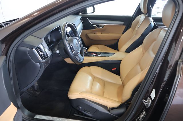 Volvo V90 Kombi 2.0 Momentum DIGI.+ACC+KAM+LED+AHK