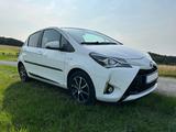 Toyota Yaris 1,5 Hybrid viele Extras 1.Hand Scheckheft - Toyota Yaris: Privatanbieter